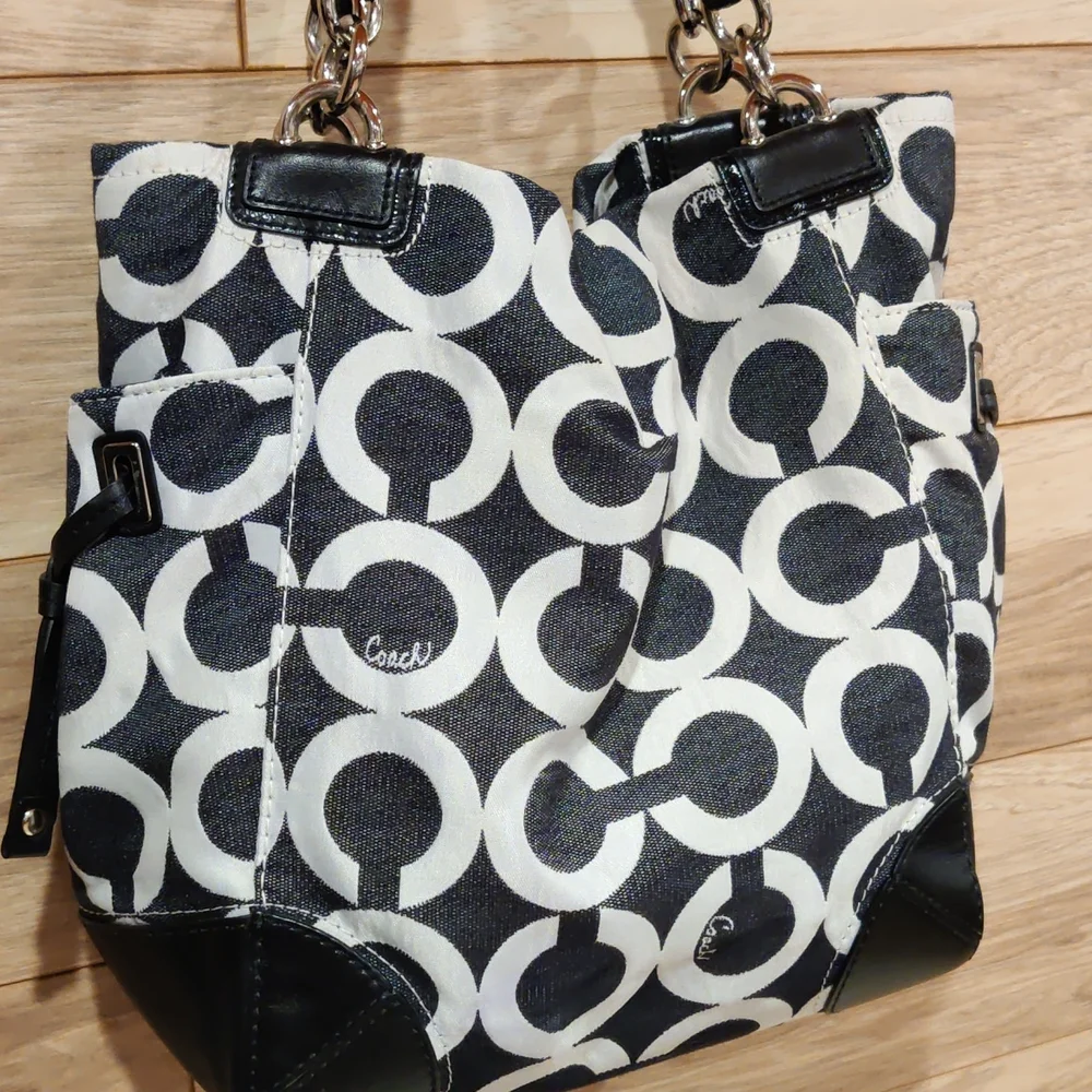 Coach Payton Canvas Purse - Picture 4 of 12
